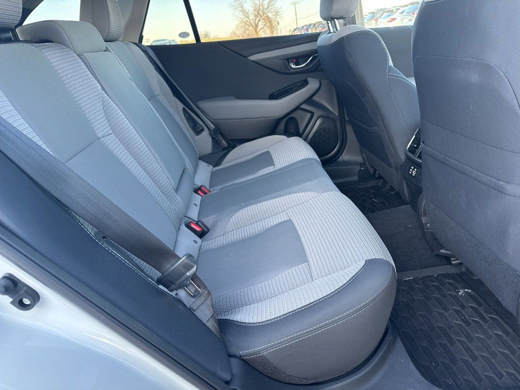 2025 SUBARU OUTBACK - Image 6