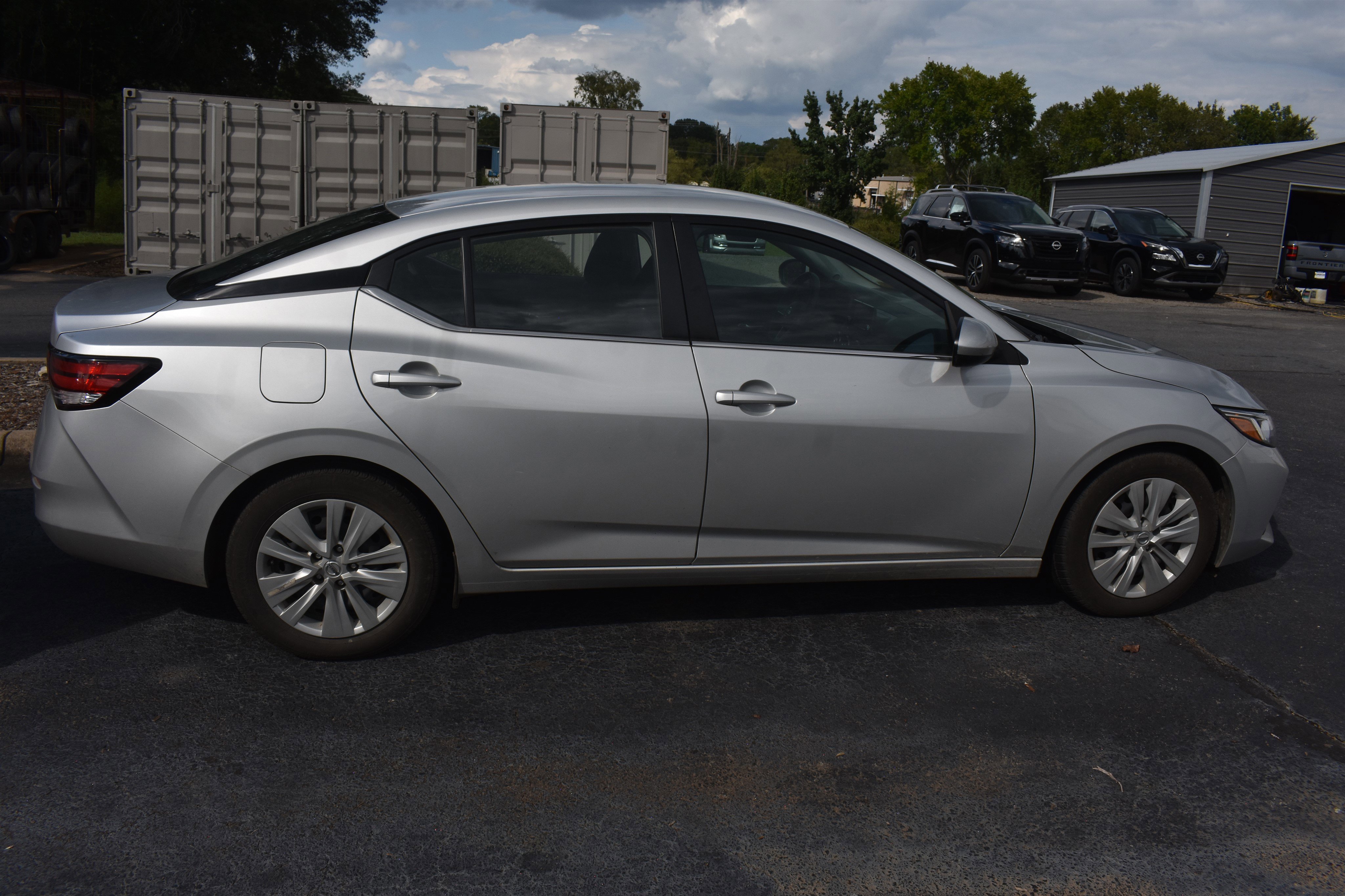 2023 Nissan Sentra S photo 4