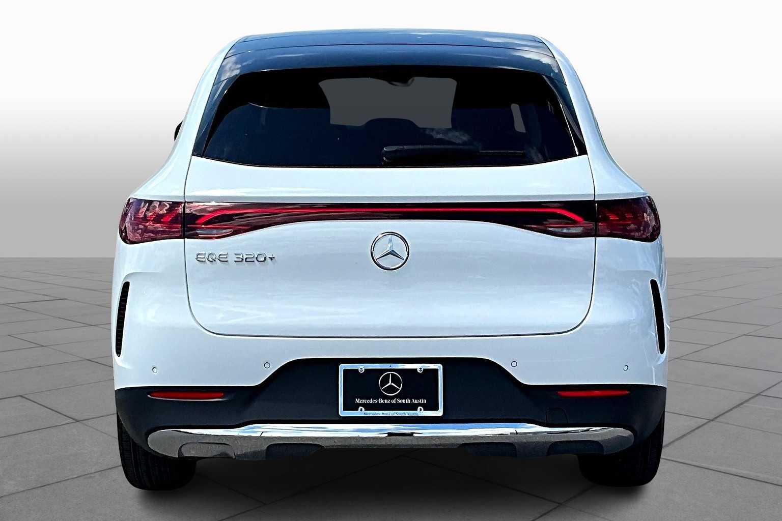 2026 Mercedes Benz EQE SUV photo 4