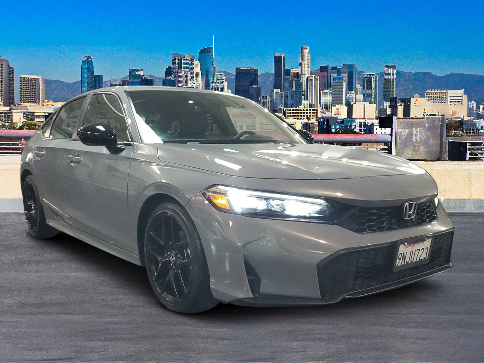 2025 Honda Civic Sport photo 2