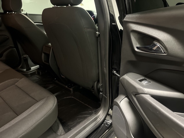 2025 Chevrolet Trax photo 17