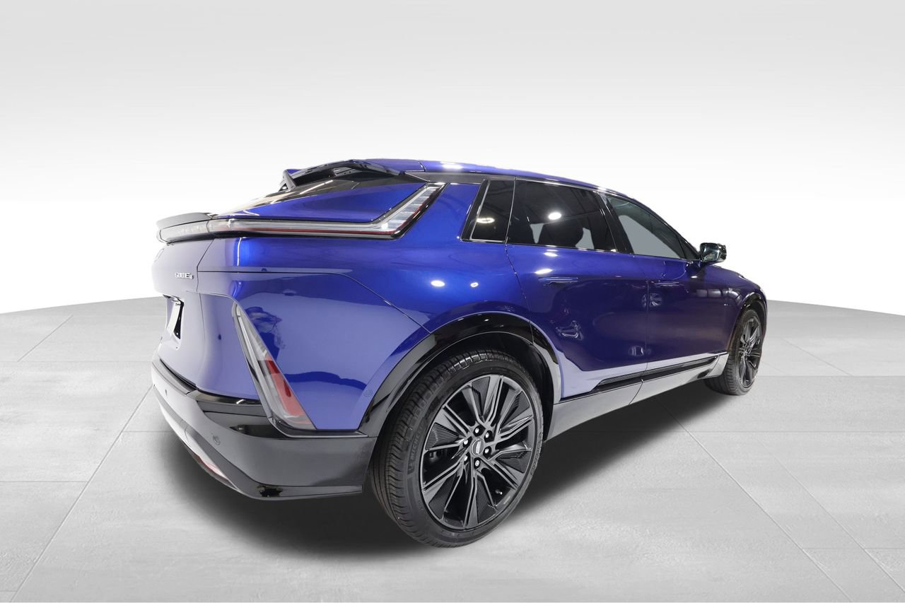 2024 Cadillac Lyriq Sport photo 4