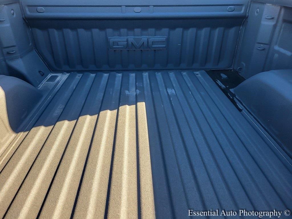 2023 GMC SIERRA - Image 19