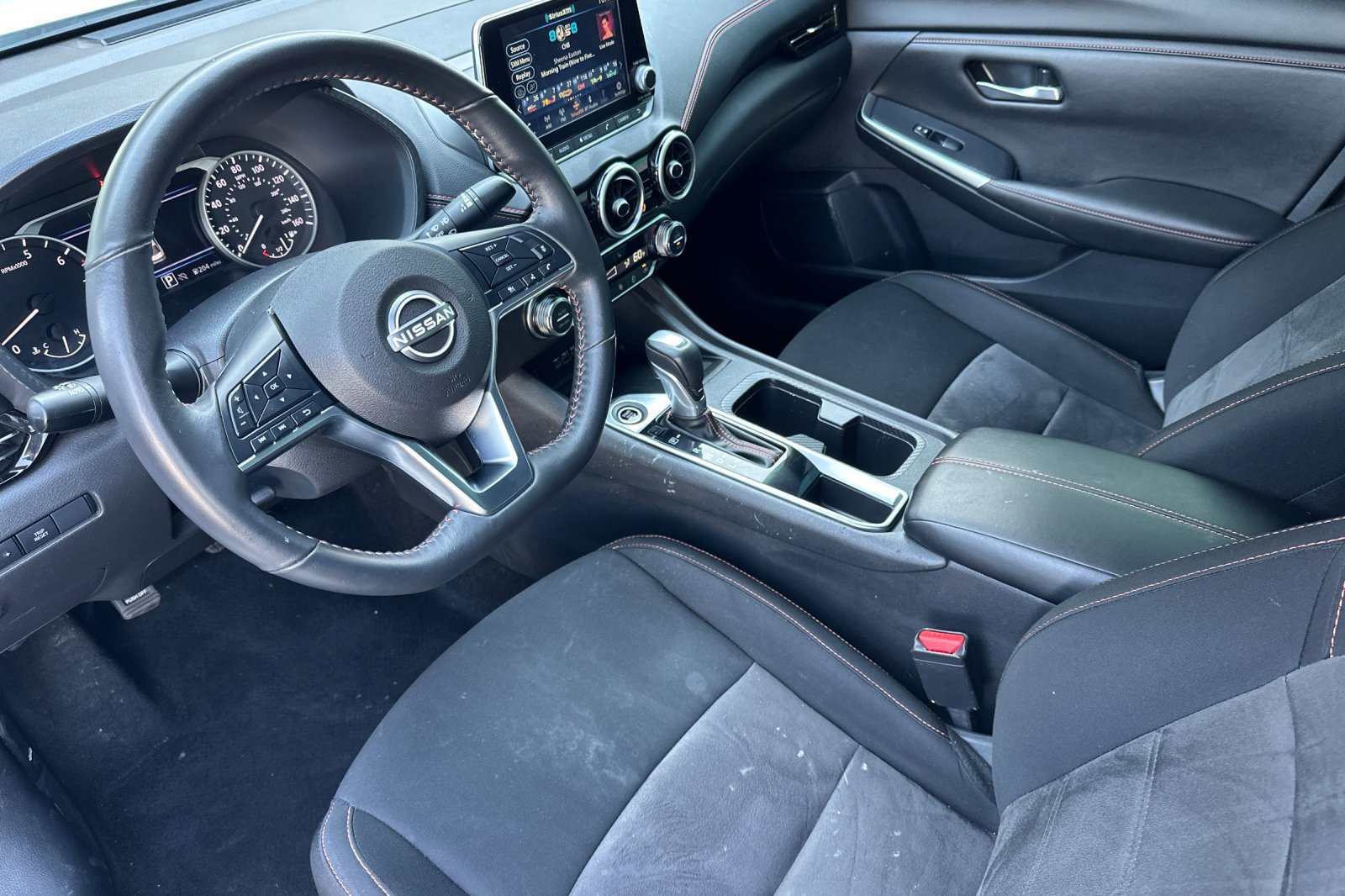2024 Nissan Sentra SR photo 9
