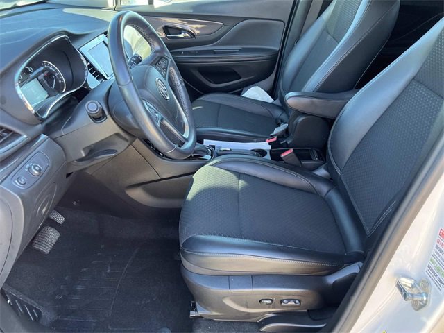 2021 Buick Encore Preferred photo 18