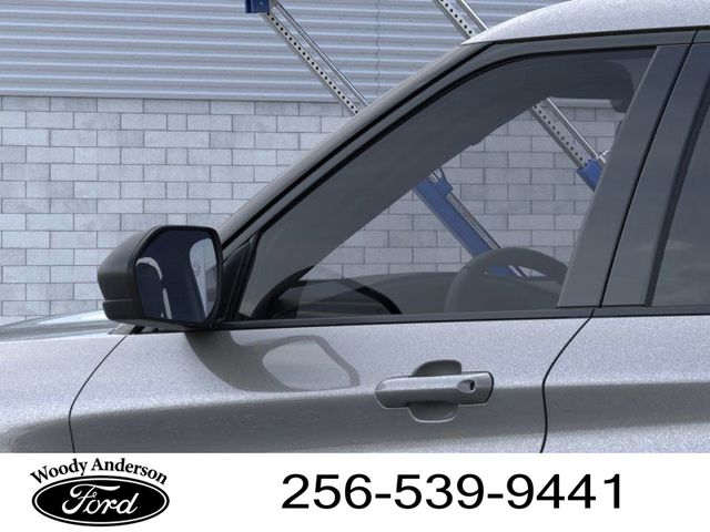 2025 Ford Explorer photo 18