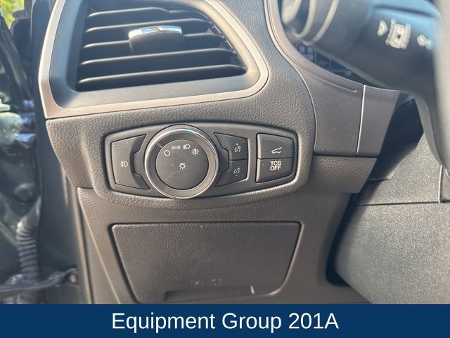 2022 Ford Edge SEL photo 14