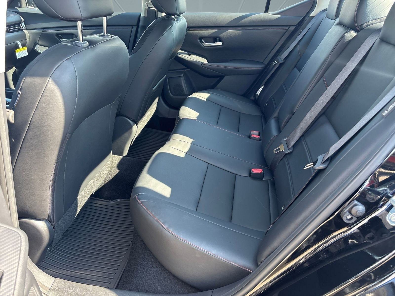 2025 Nissan Sentra SR photo 15