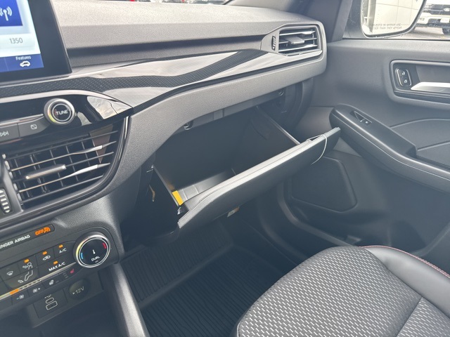 2025 Ford Escape ST-Line photo 25