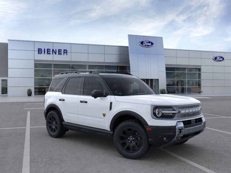 New 2025 White Ford Badlands image 8