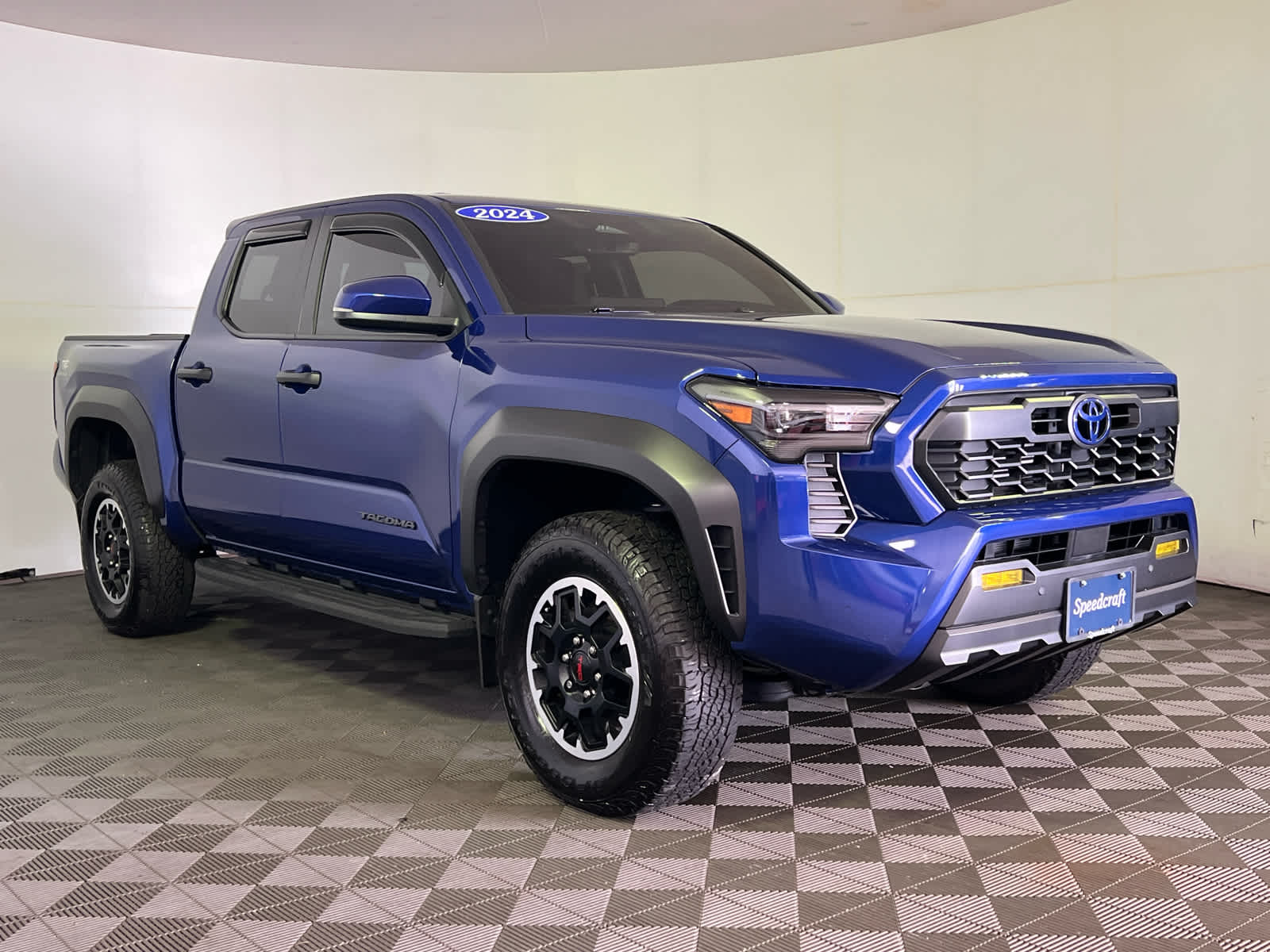 2024 Toyota Tacoma TRD photo 2