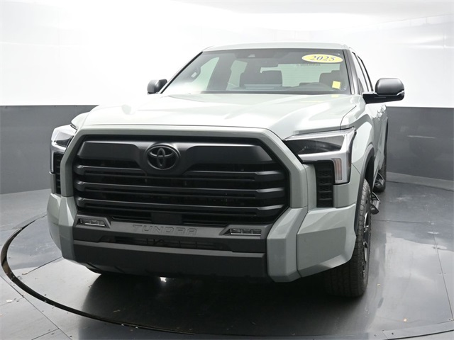2025 Toyota Tundra SR5 photo 2
