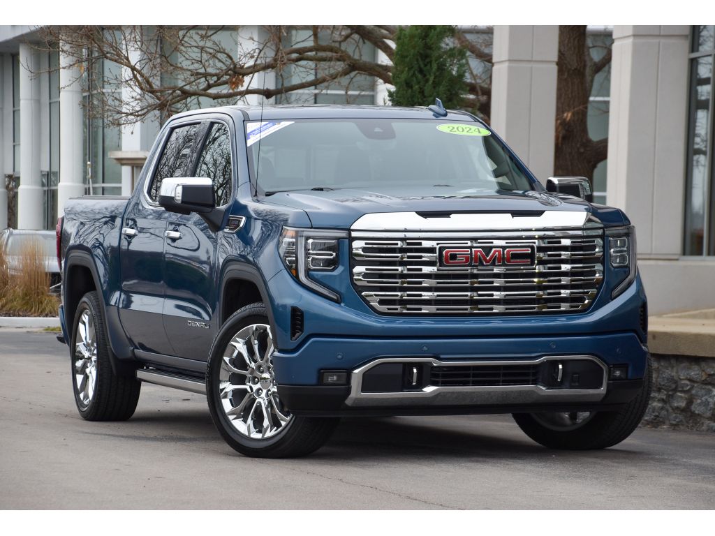 2024 GMC Sierra Denali's photo