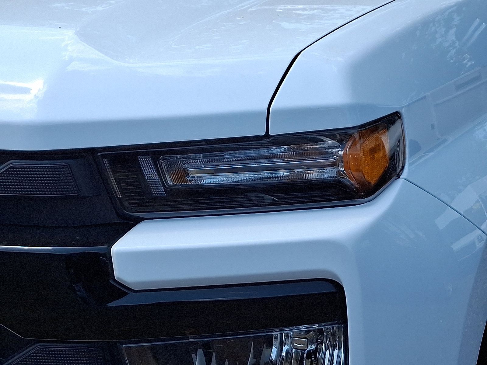 2025 Chevrolet Silverado 3500HD Work Truck photo 3