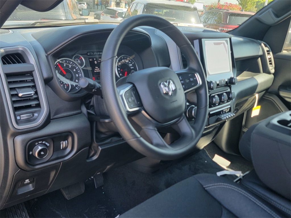 2025 Ram 1500 Tradesman photo 7