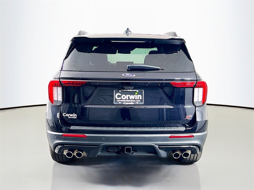 2025 Ford Explorer ST photo 12