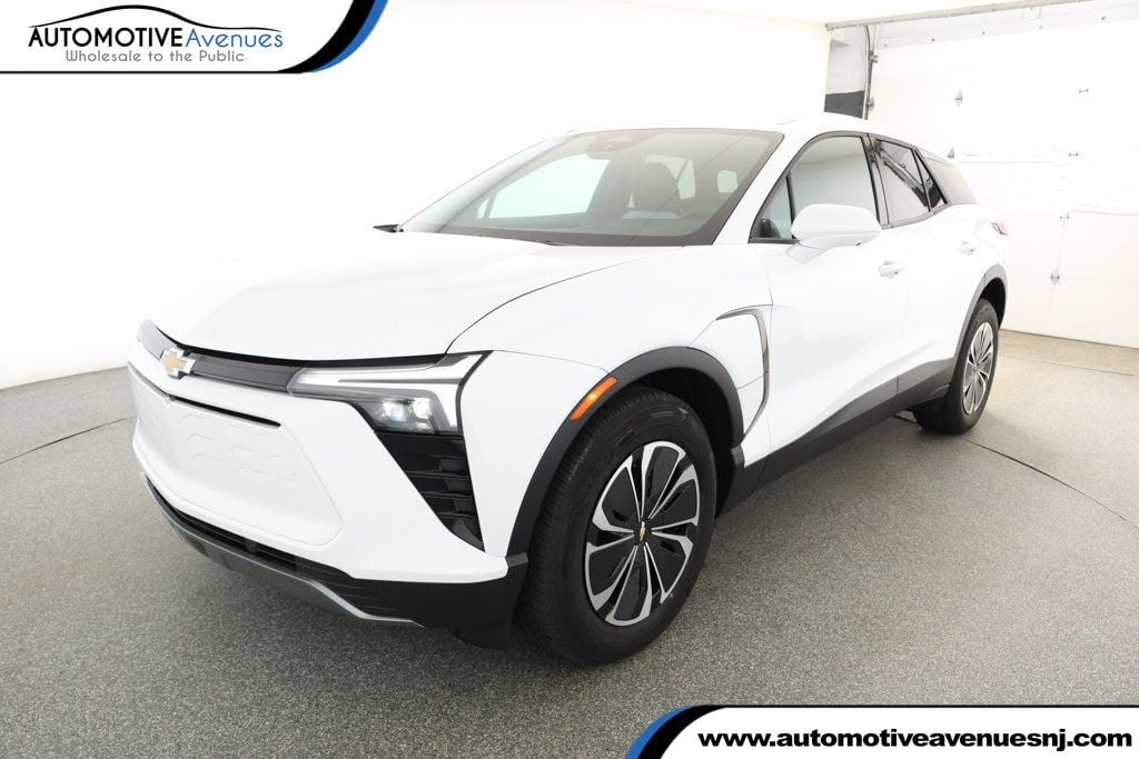 2024 Chevrolet Blazer EV LT's photo