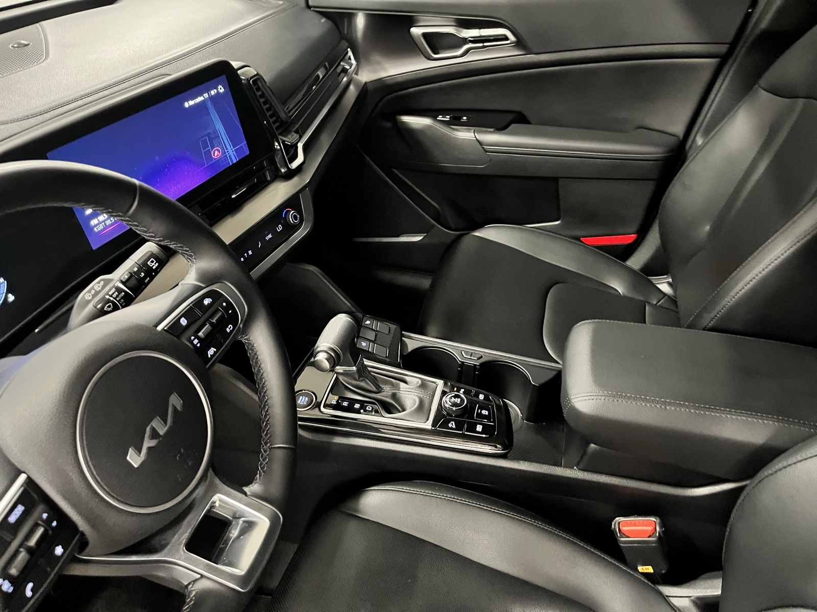 2024 Kia Sportage EX photo 16
