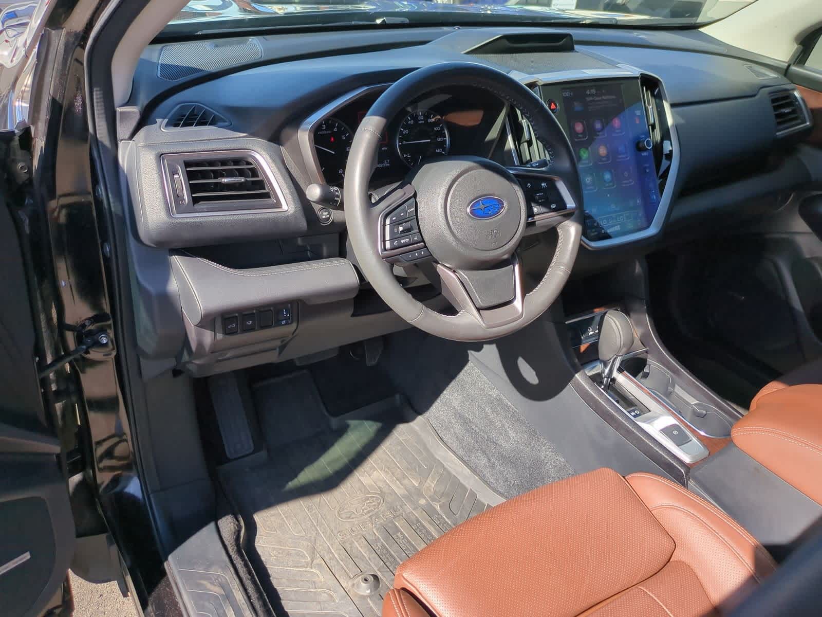 2023 Subaru Ascent Touring photo 10