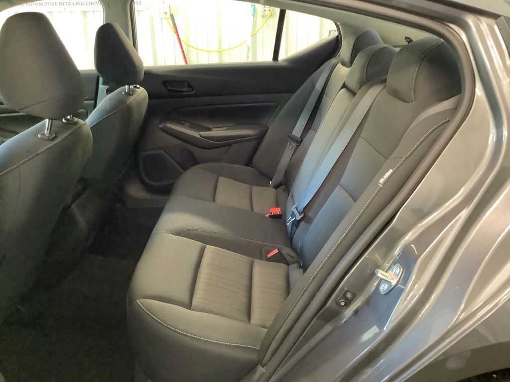 2024 Nissan Altima 2.5 SV photo 26