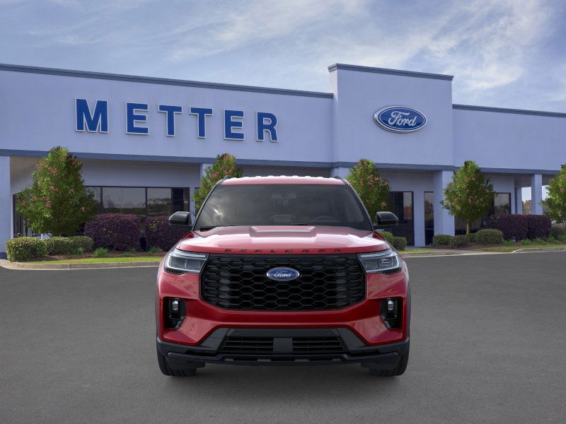 2025 Ford Explorer ST-Line photo 2