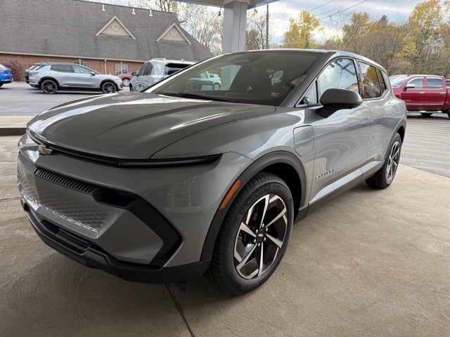 2026 Chevrolet Equinox EV 1LT's photo
