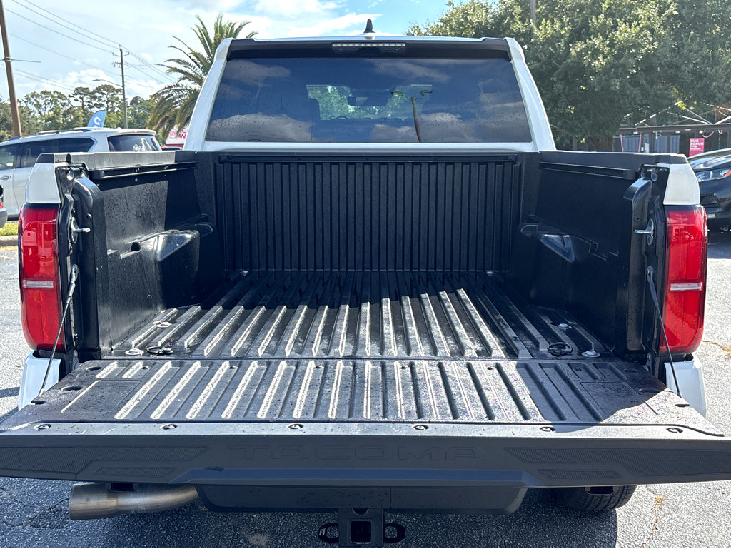 2024 Toyota Tacoma SR5 photo 22