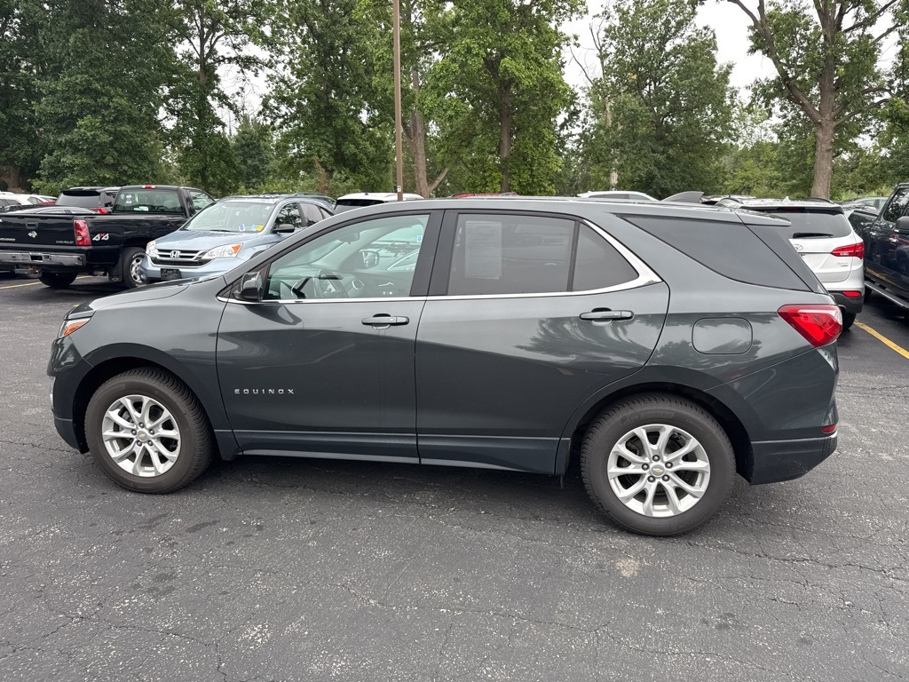 2019 Chevrolet Equinox LT photo 3