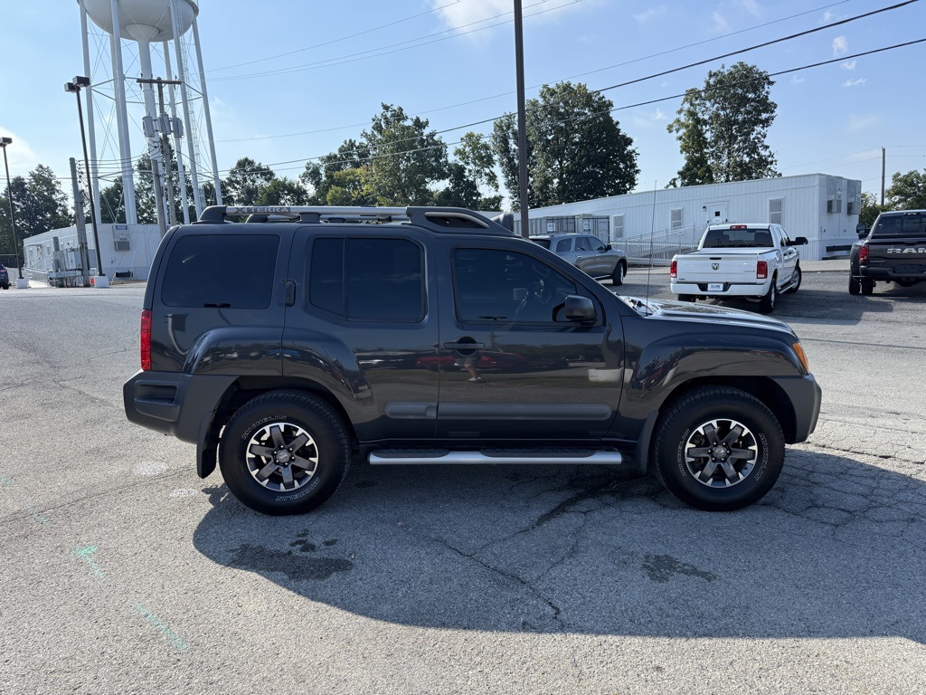 2015 Nissan Xterra PRO-4X photo 3