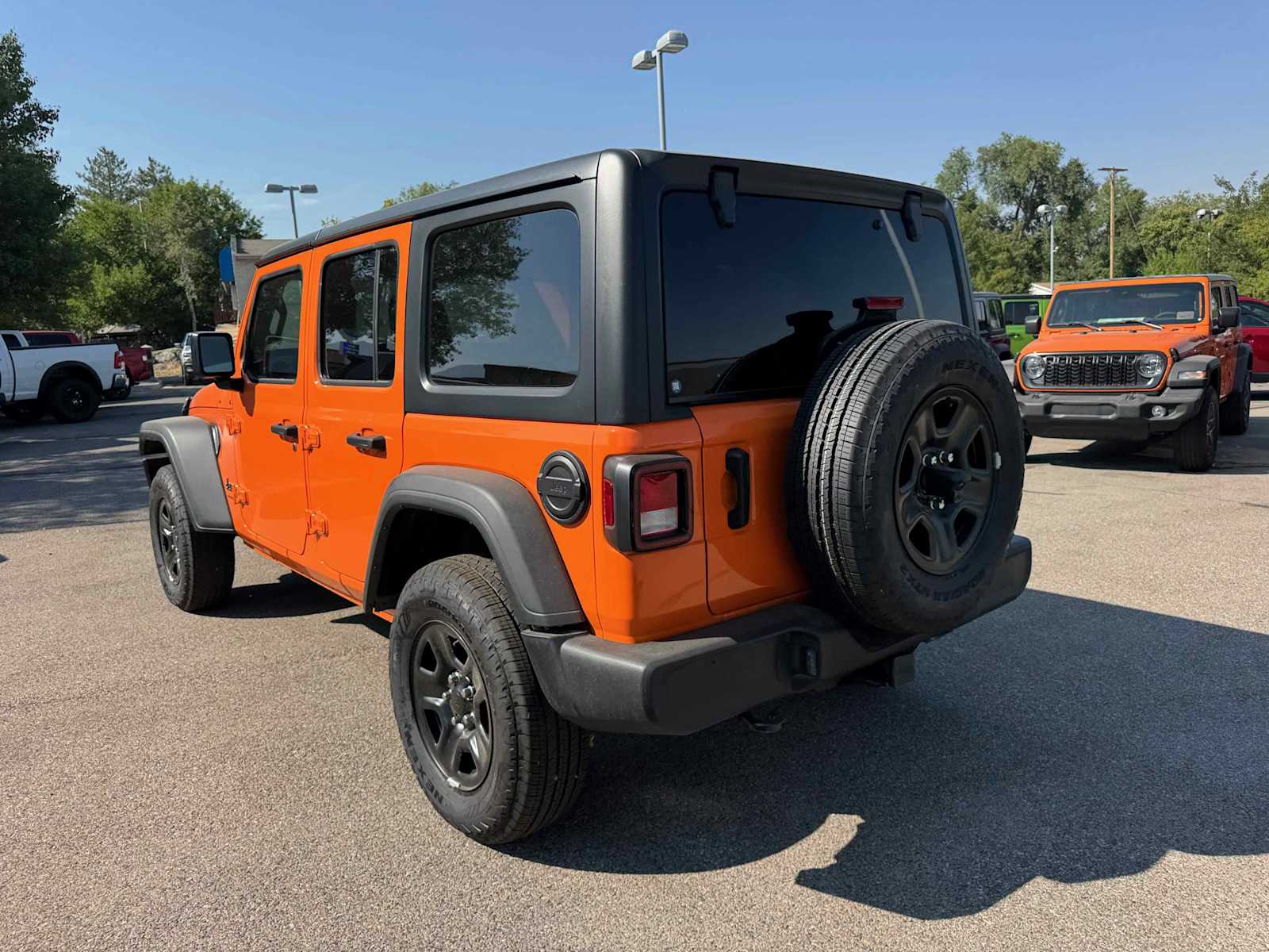 2025 Jeep Wrangler Sport photo 3