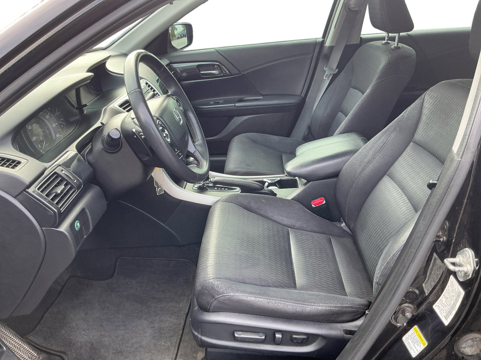 Used 2014 Honda Accord Sport with VIN 1HGCR2F58EA065456 for sale in La Vista, NE