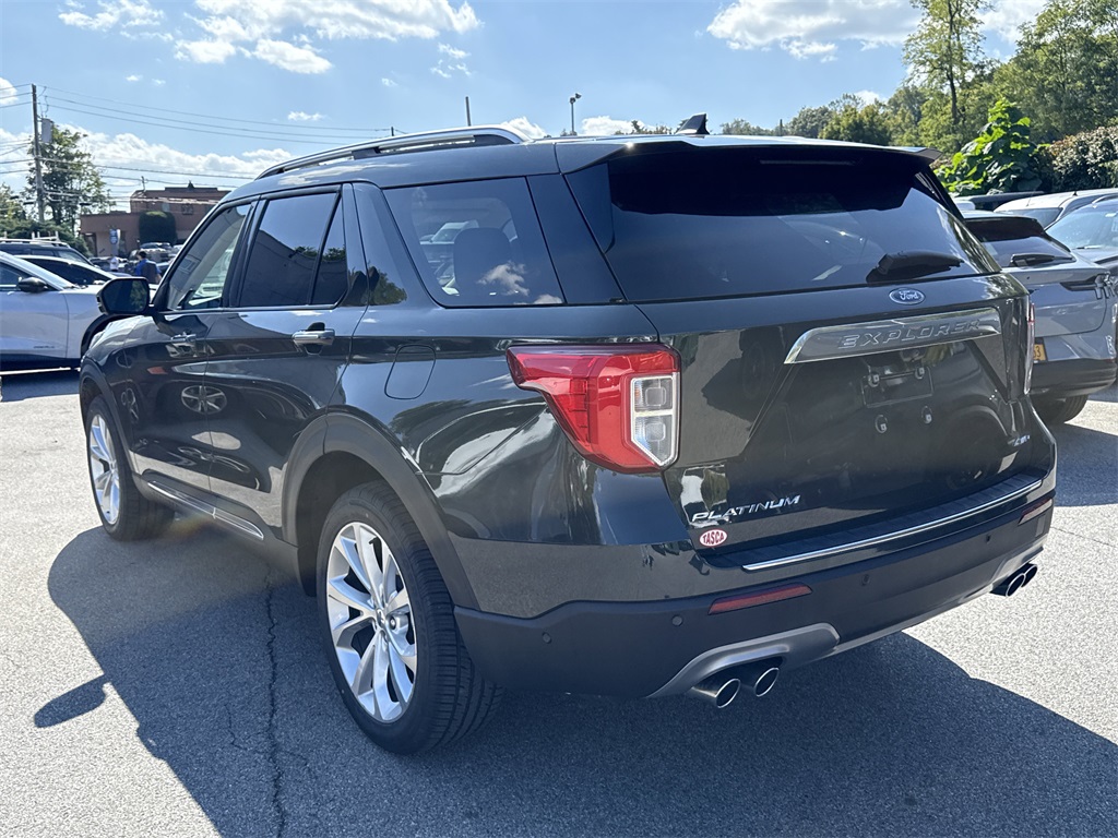 2025 Ford Explorer ST-Line photo 5