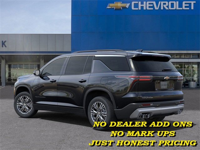 2025 Chevrolet Traverse photo 3