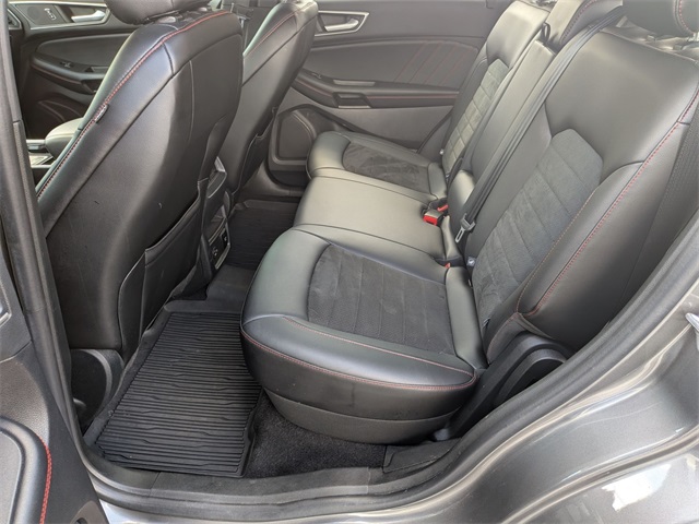 2021 Ford Edge ST photo 25