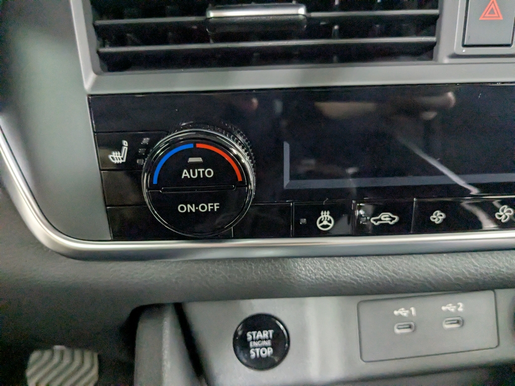 2026 Nissan Rogue SV photo 19