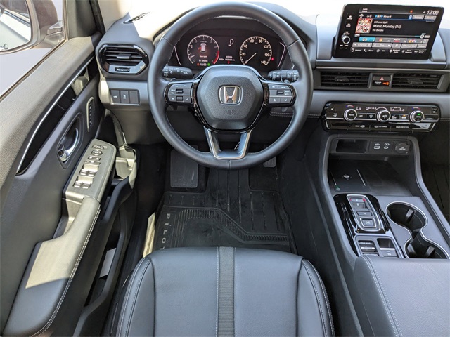2024 Honda Pilot Touring photo 17