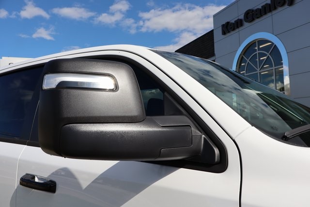 2026 Ram 1500 Big Horn photo 2