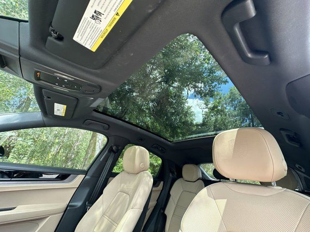 2024 Porsche Cayenne Coupe Base photo 15