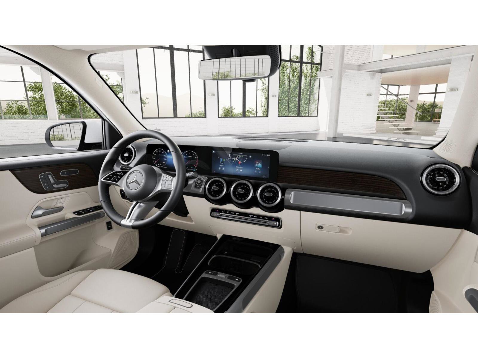 2026 Mercedes Benz GLB 250 4MATIC photo 5