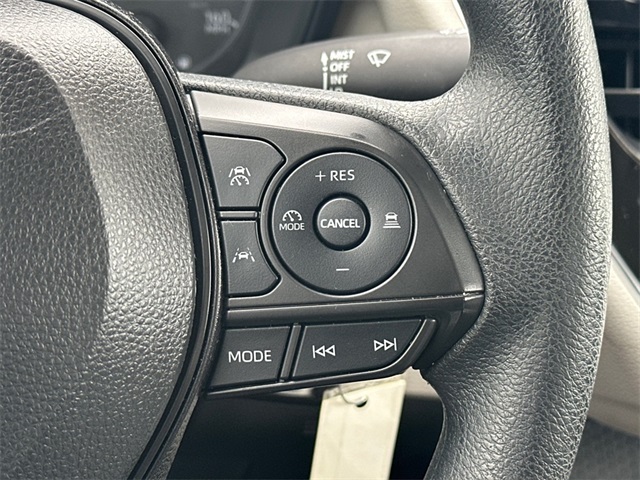 2023 Toyota Corolla LE photo 15