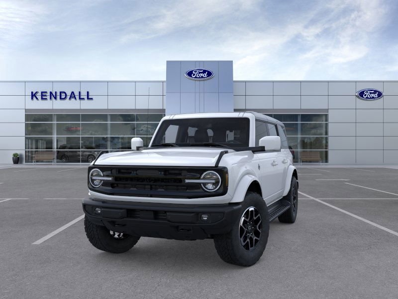 2025 Ford Bronco Outer Banks photo 2