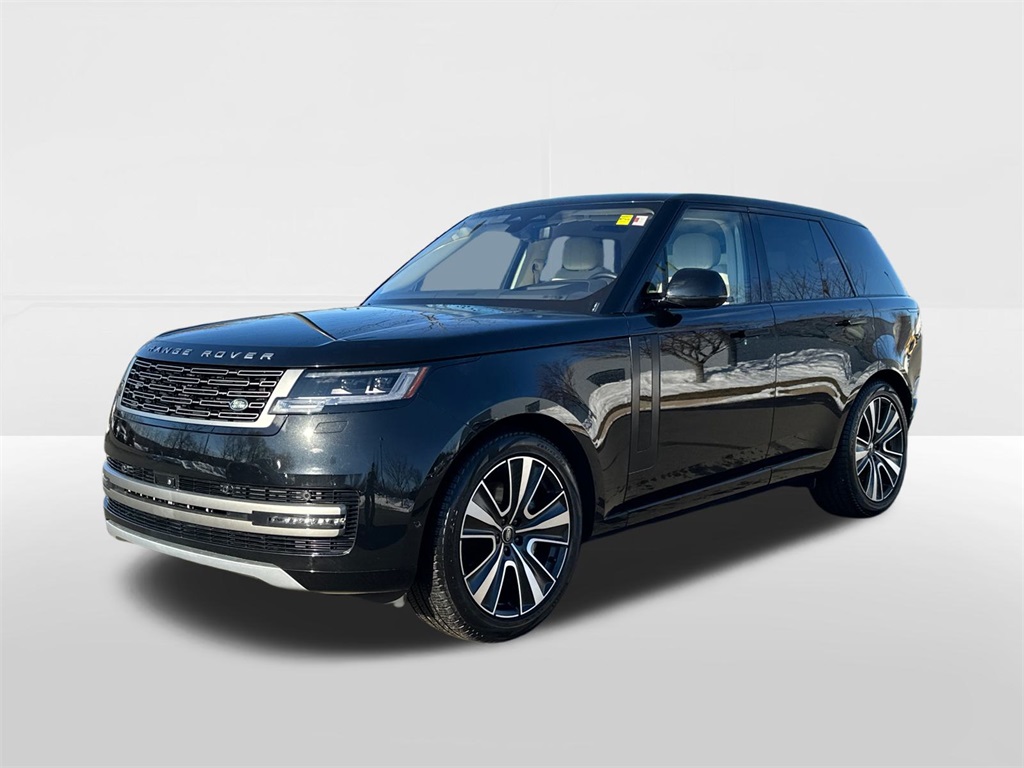 2023 Land Rover Range Rover SE's photo
