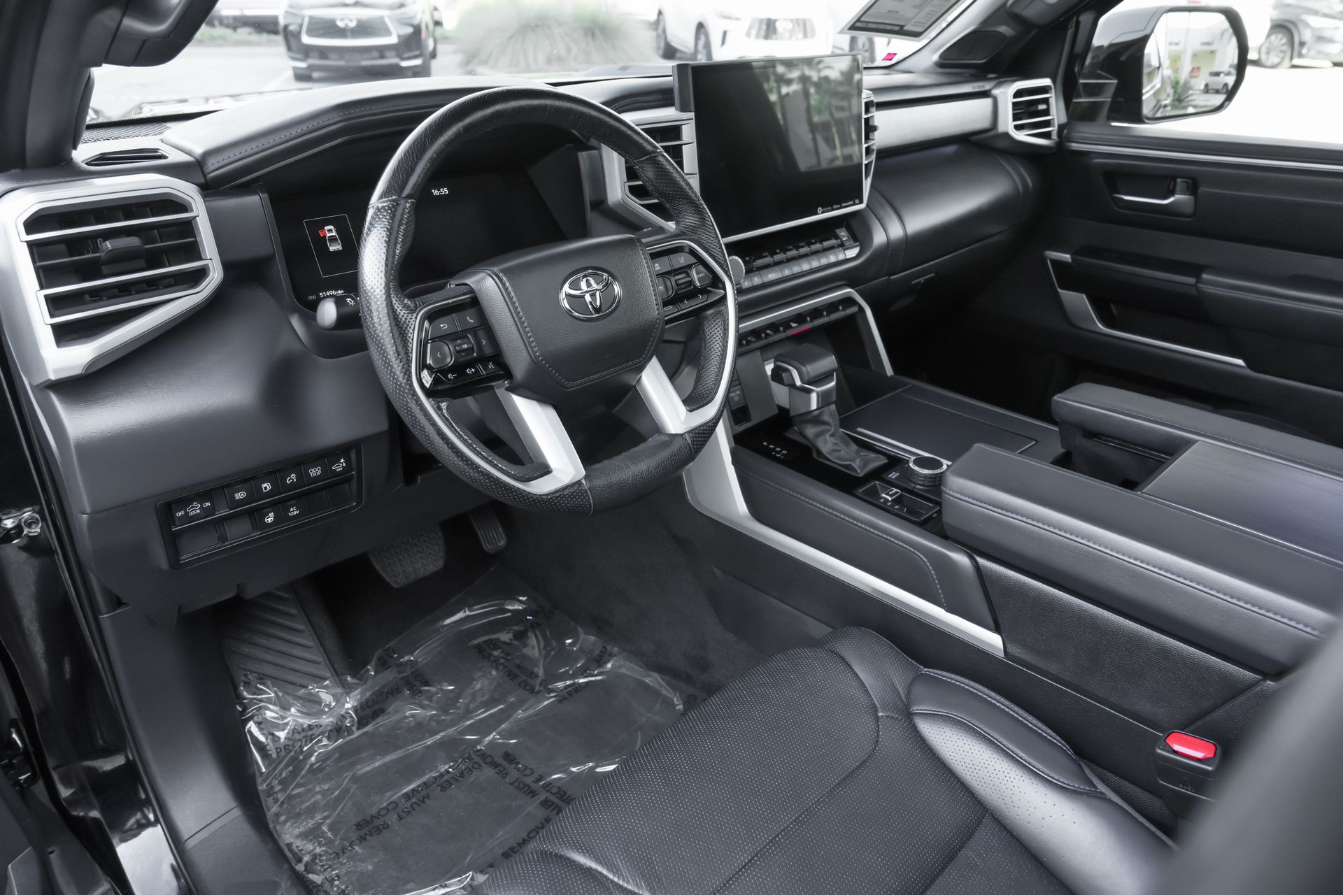 2024 Toyota Tundra Platinum CrewMax photo 4