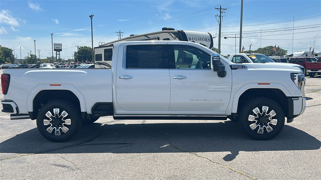 2025 Gmc Sierra 3500 HD Denali photo 2