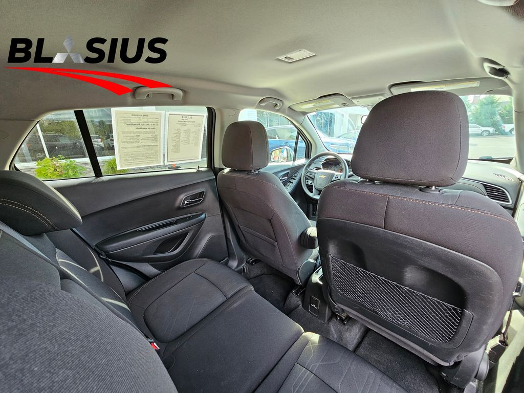 2018 Chevrolet Trax LT photo 18