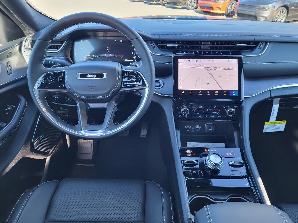 2024 Jeep Cherokee 4xe Overland photo 26