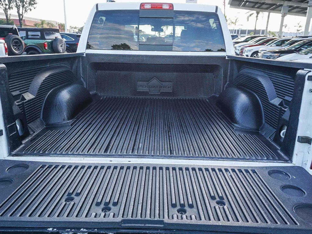 2019 Ram 1500 Classic SLT photo 23