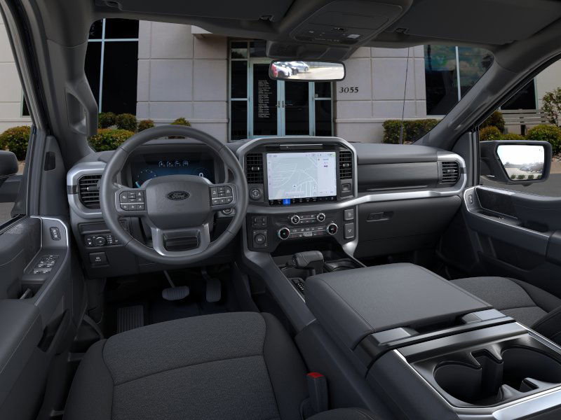 2025 Ford F-150 XLT photo 7