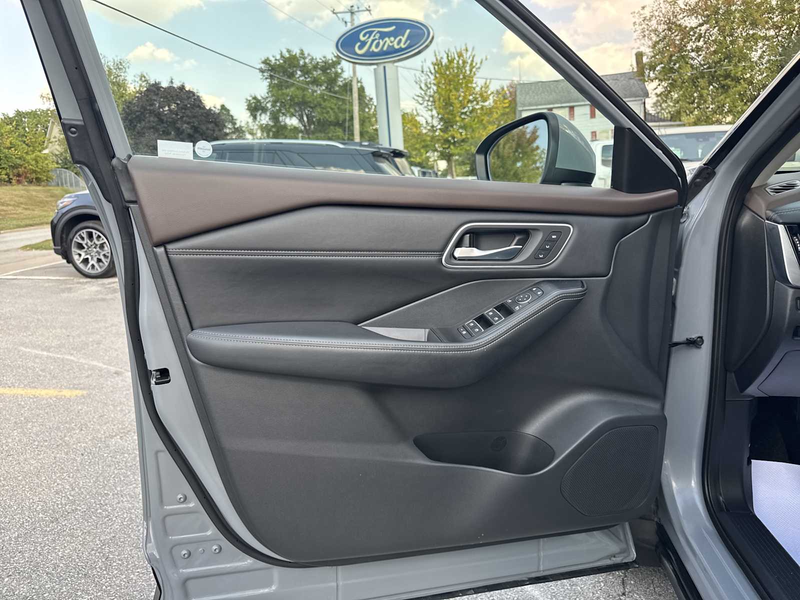 2021 Nissan Rogue SL photo 14