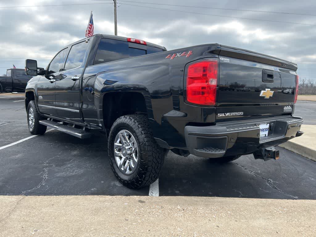2019 Chevrolet Silverado 3500HD High Country photo 8